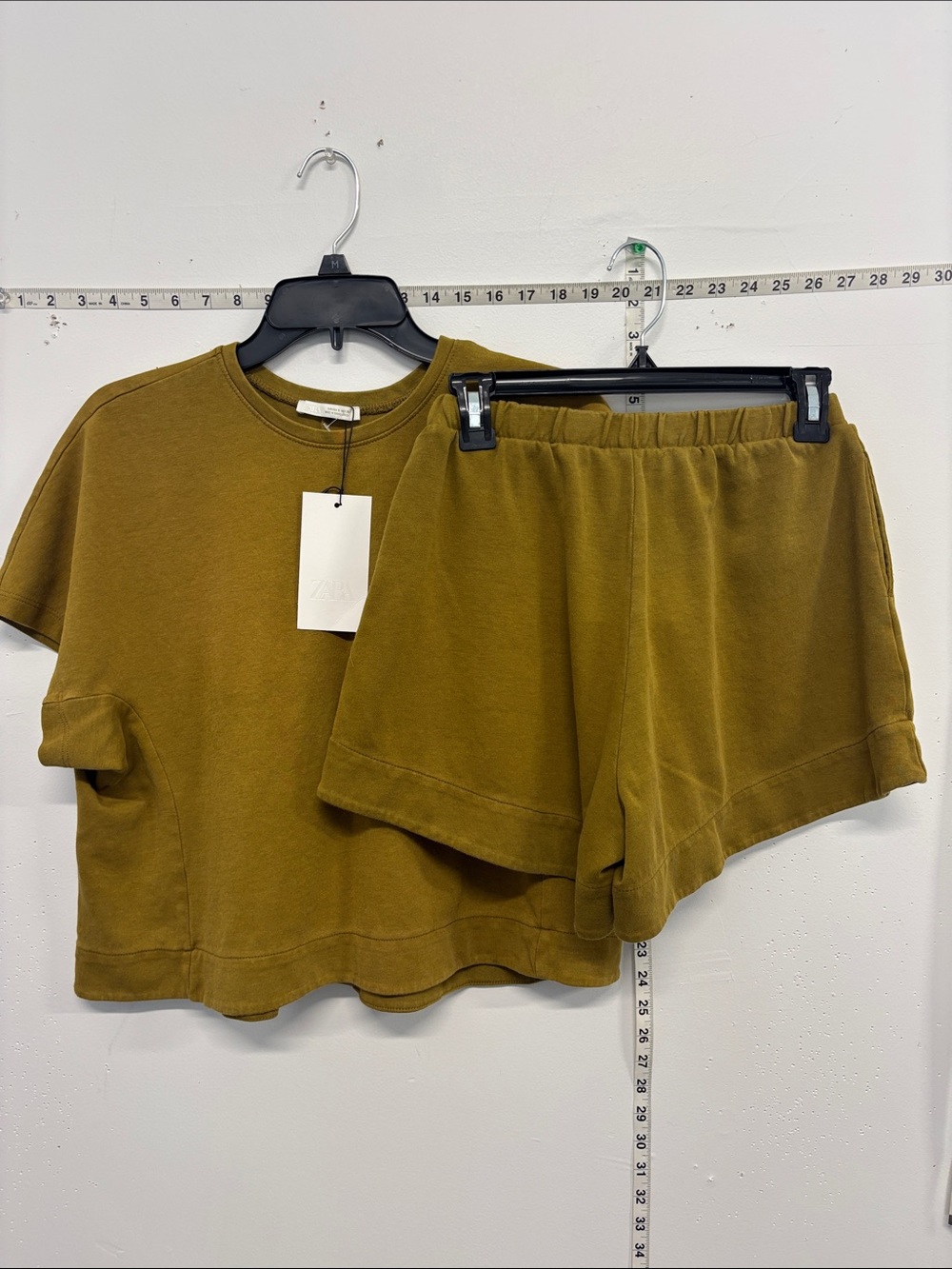 Zara Olive Green Casual Athletic Shorts